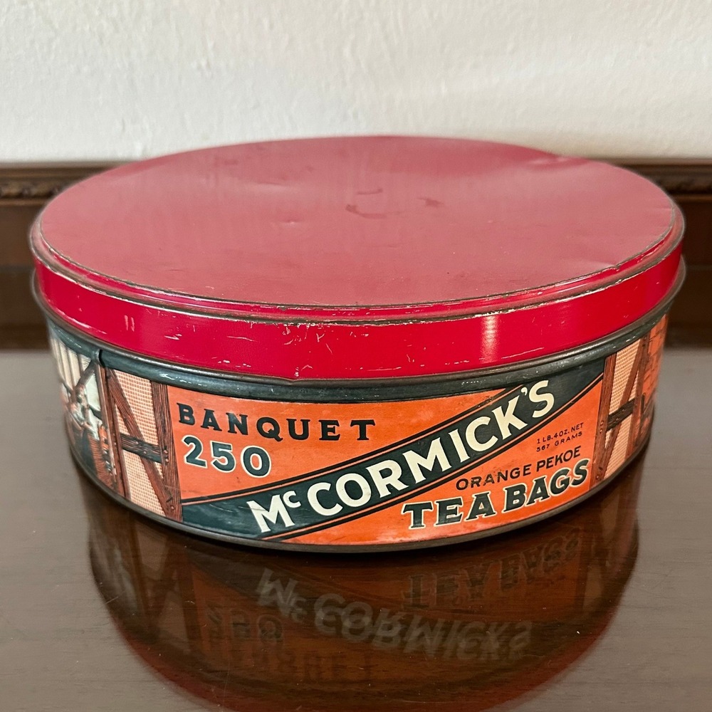 Vintage McCormicks Banquet Tea Tin Ye Olde McCormick Tea House Baltimore MD Red